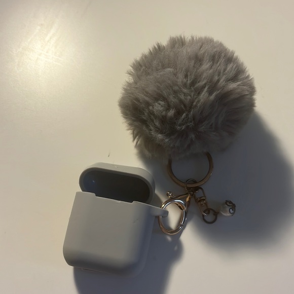 Airpod case - Picture 1 of 2